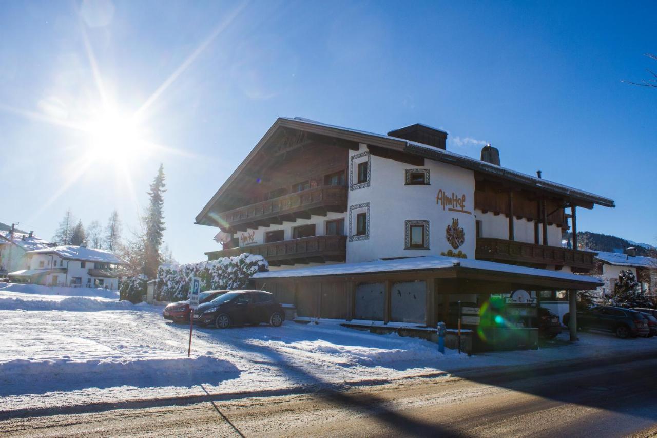 Hotel Garni Almhof Seefeld in Tirol Eksteriør billede