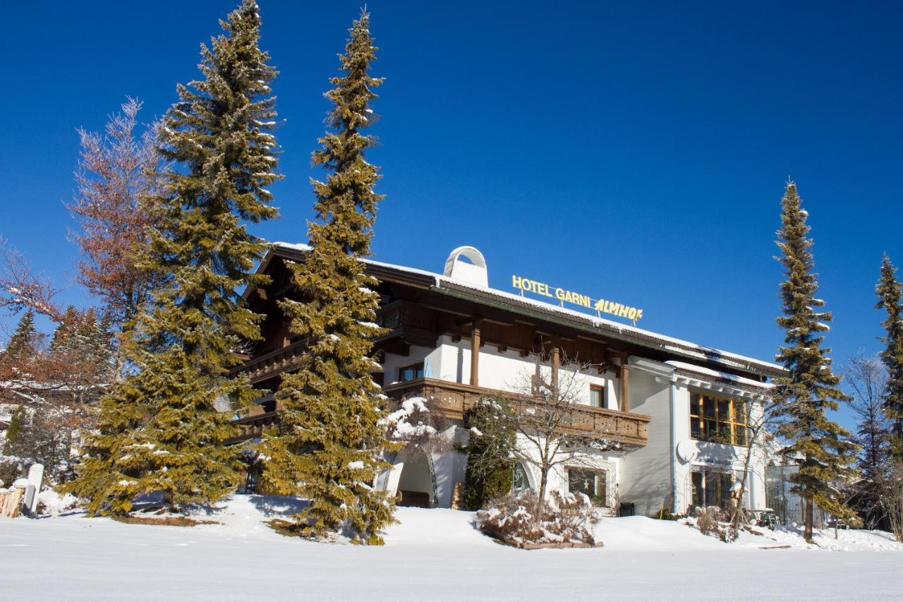 Hotel Garni Almhof Seefeld in Tirol Eksteriør billede